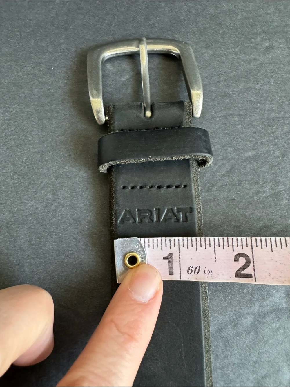ARIAT‎ Distressed Black Leather Belt Well Worn Unisex Mens 42